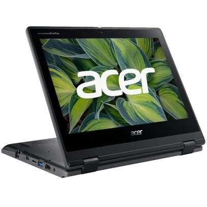 ACER TRAVELMATE SPIN B3 CONVERTIBLE — vue 3
